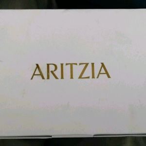 Aritzia bluetooth speaker